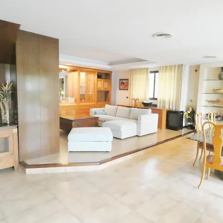 Casa Llevant 로지즈